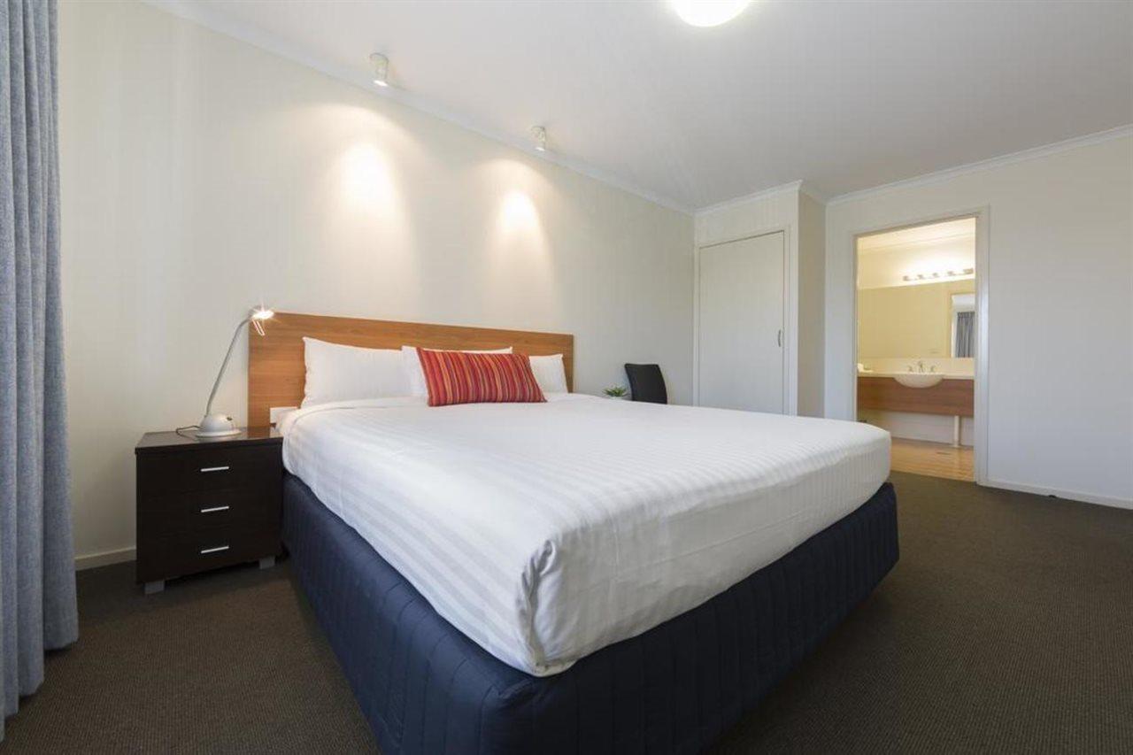 Ramada Encore By Wyndham Belconnen Canberra Eksteriør bilde